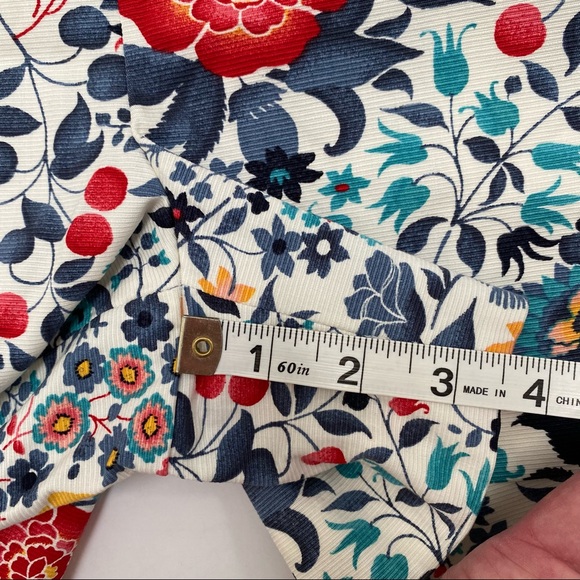 Loft Ruffle Pocket Floral Shorts - Picture 8 of 9